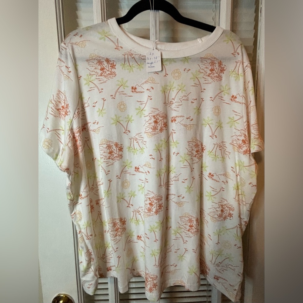 Old Navy Tropical Print Tee